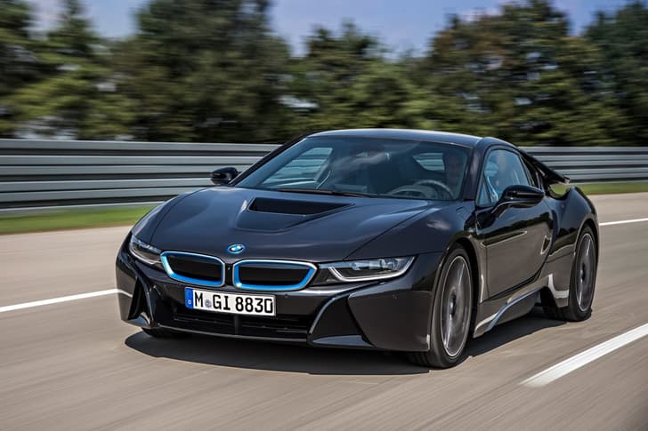 New BMW i8 supercar photo gallery